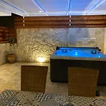Villa Caerus
