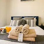 Phaedrus Living: Seaside Luxury Flat Athina 116
