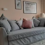 Maya*S Comfortable Apartment!