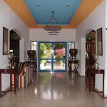 Paphiessa Hotel & Apartments