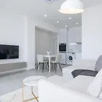 Phaedrus Living Seaview Modern Flat Limnaria 134