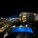 1St Class Location With Sea&Pool View