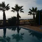 Queen Eyridiki Luxury Villa 1