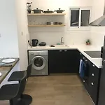 Victoria3 1-Bedroom Condo In A Privileged Location