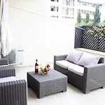 Queens Gardens 2 Bedrooms
