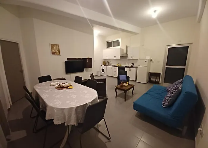 Mediterranean Flat
