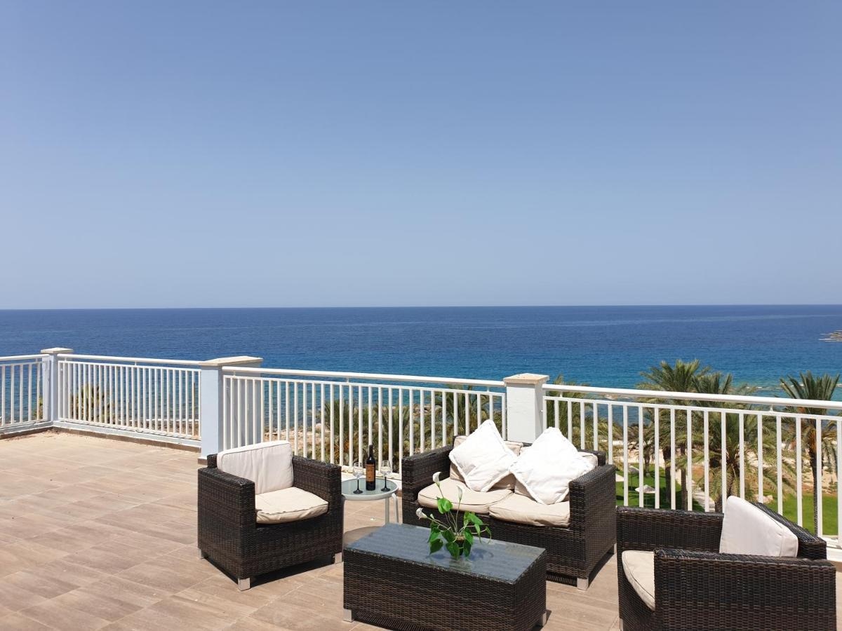 St. George Gardens & 4*