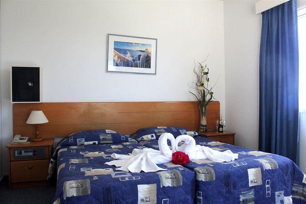 Aparthotel Sunny Hill 3*