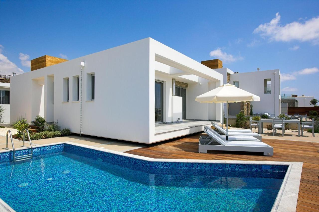 Pousada Paradise Cove Luxurious Beach Villas Aqua 2 Bedroom Villa Paphos