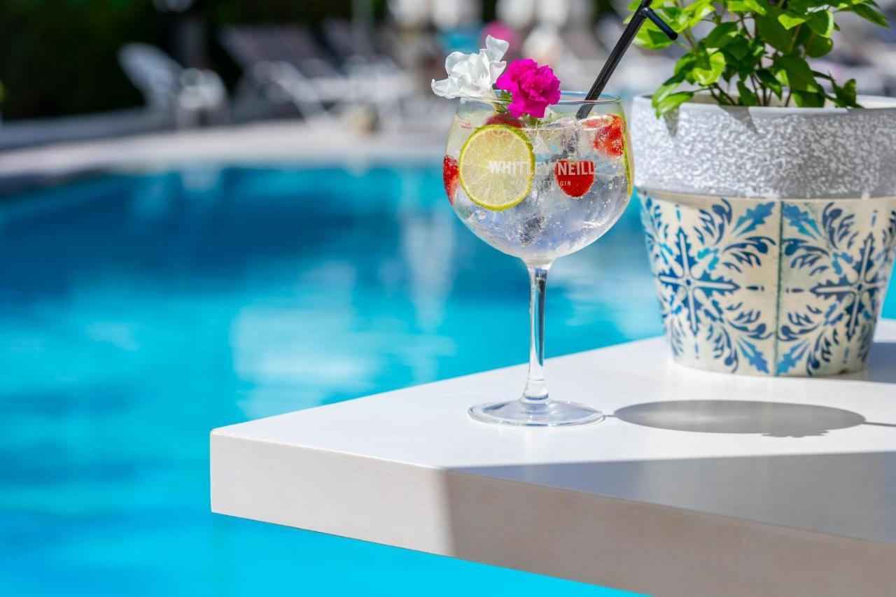 Hotel Anemi &