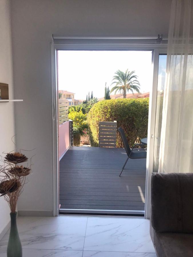 Regina Garden Renovated & Lovely Apartment, * Paphos