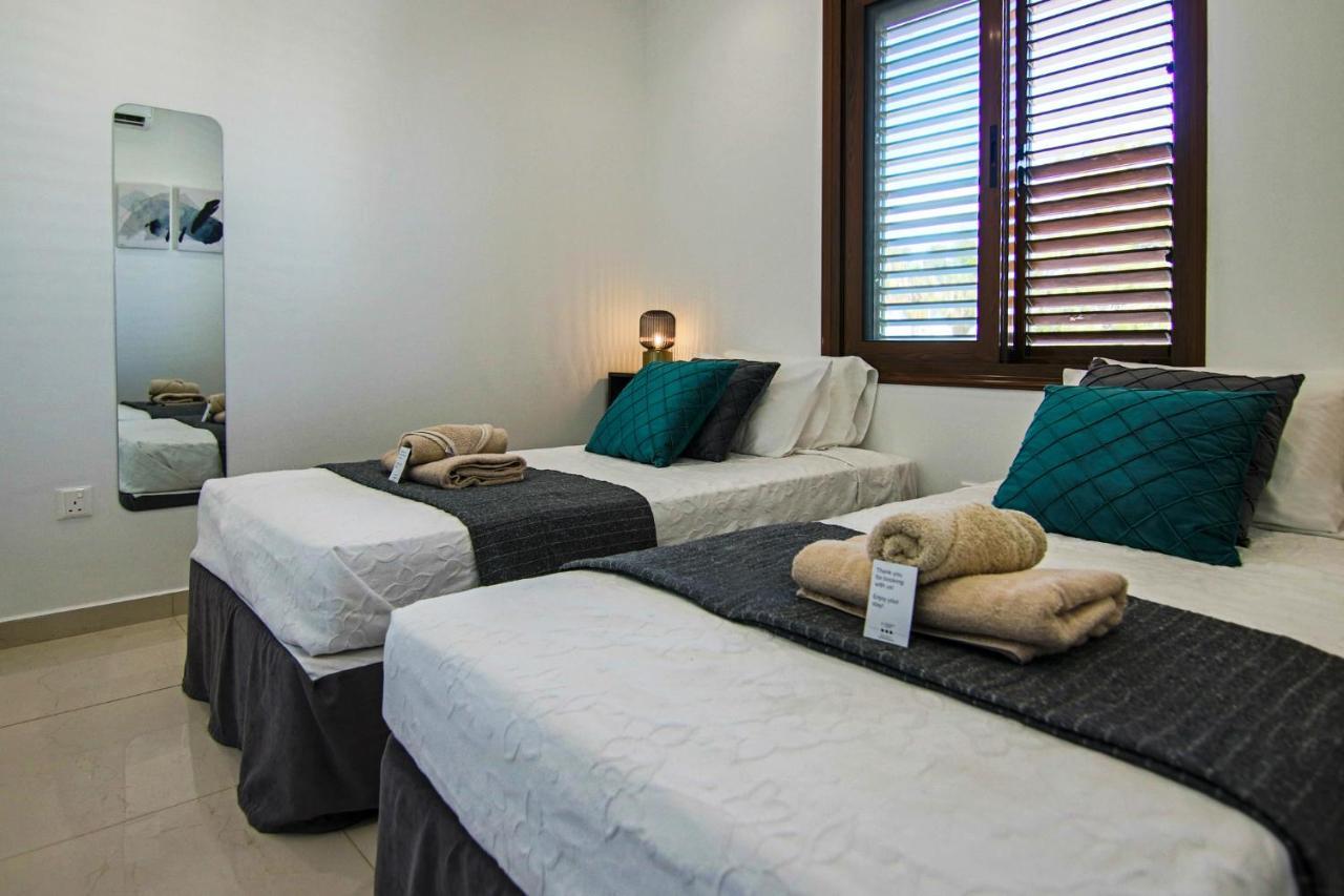 Apartment Phaedrus Living: Seaside Flat Constantinos 113