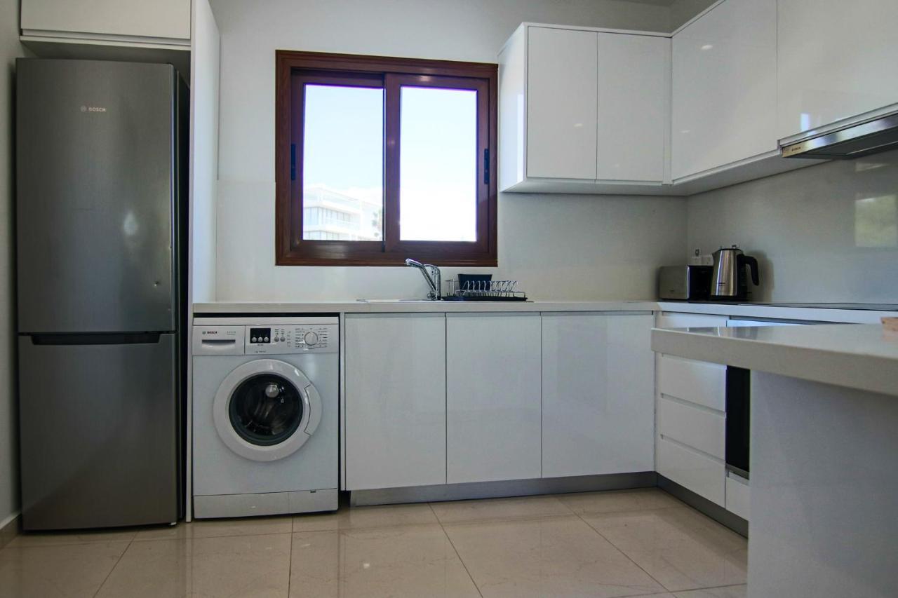 Phaedrus Living: Seaside Flat Constantinos 113 * Paphos