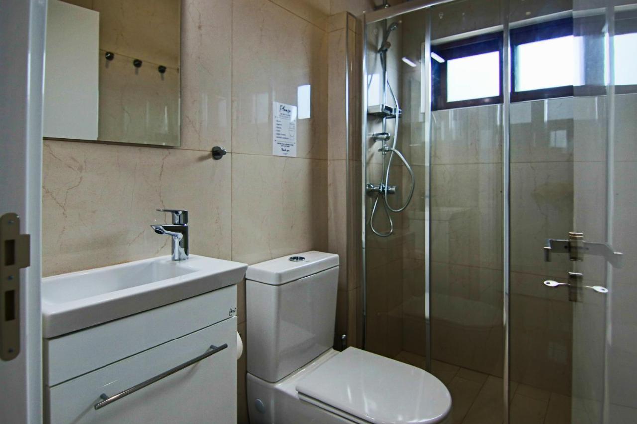 Phaedrus Living: Seaside Flat Constantinos 113 Apartment *