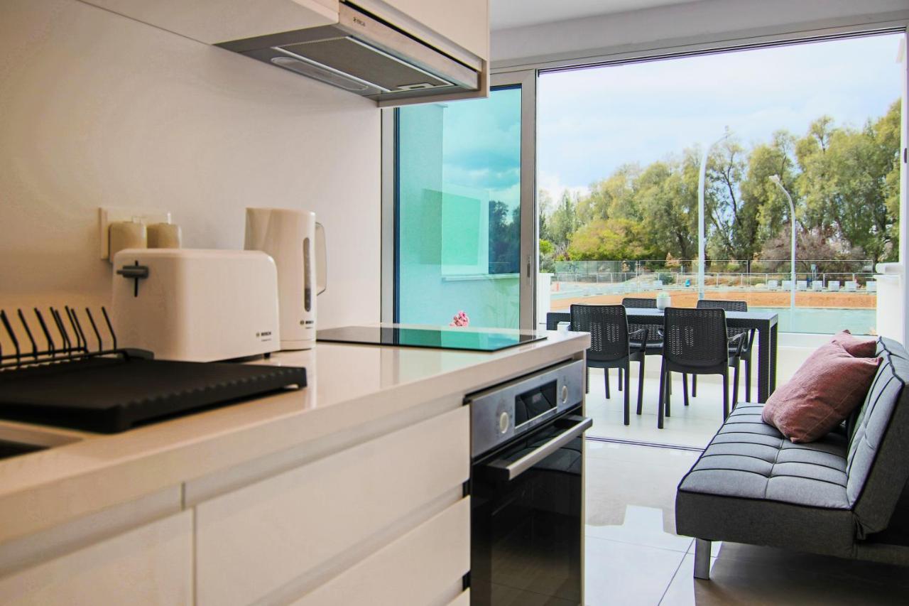 Apartment Phaedrus Living - Seaside Luxury Flat Harbour 104 Paphos