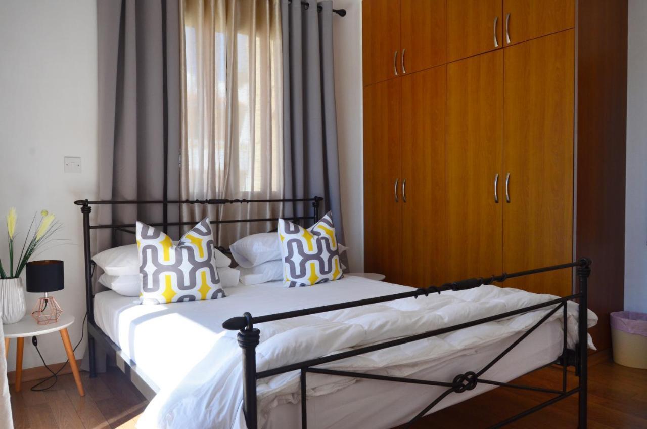 Apartment Aristo Universe 5 , Bobs Cave Paphos