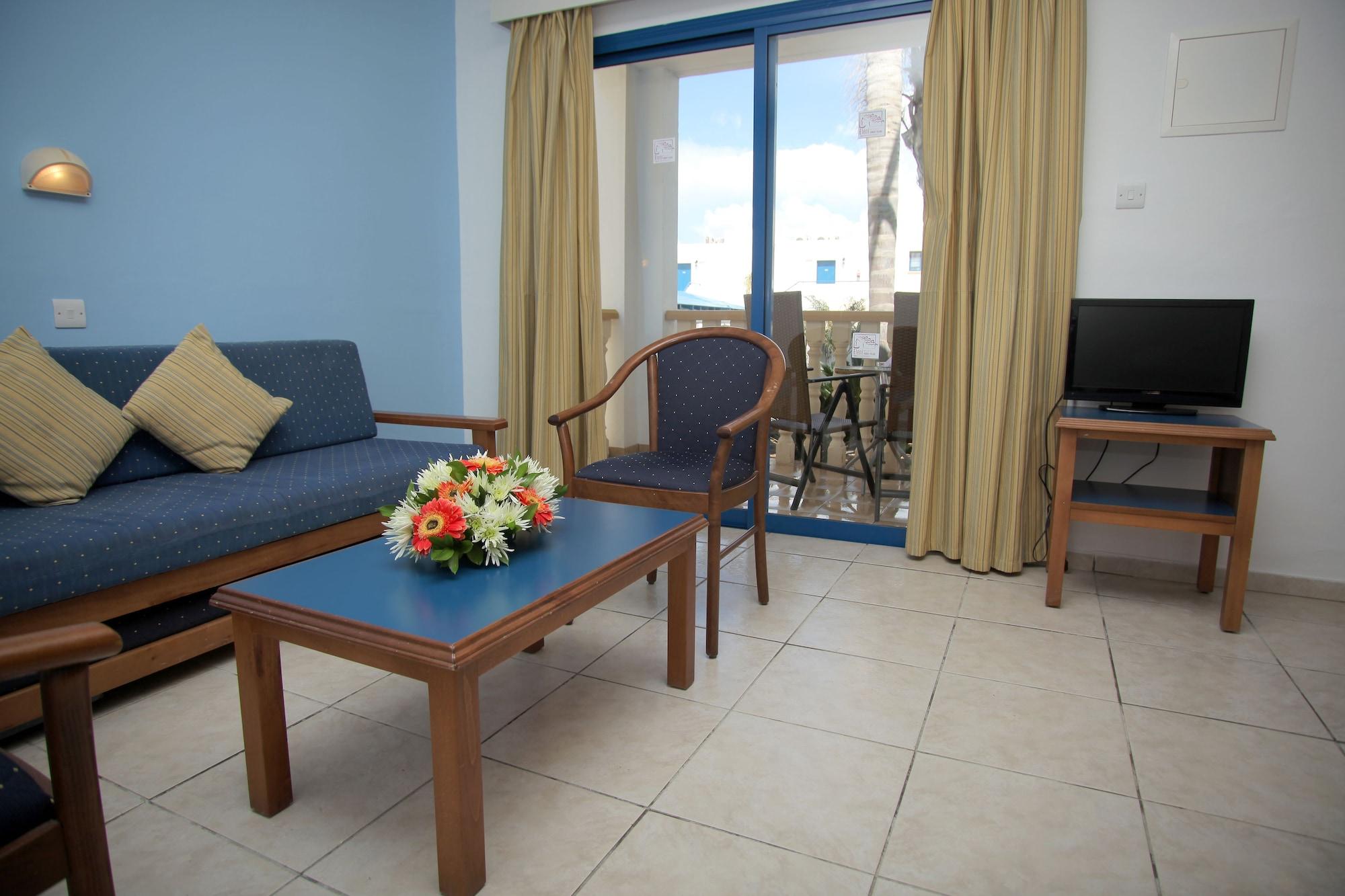 Eleni Holiday Resort 4* Klorakas