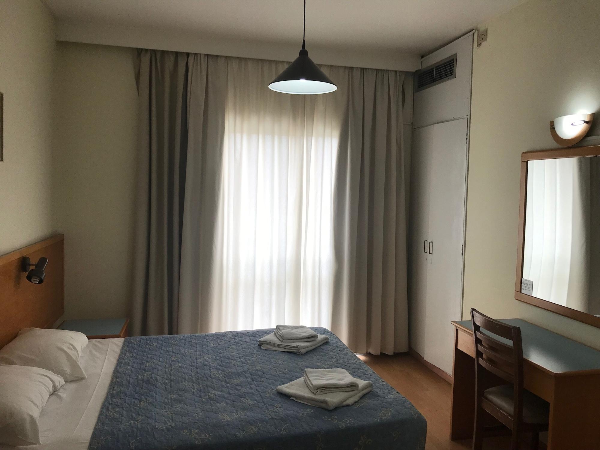 Aparthotel Daphne 3*