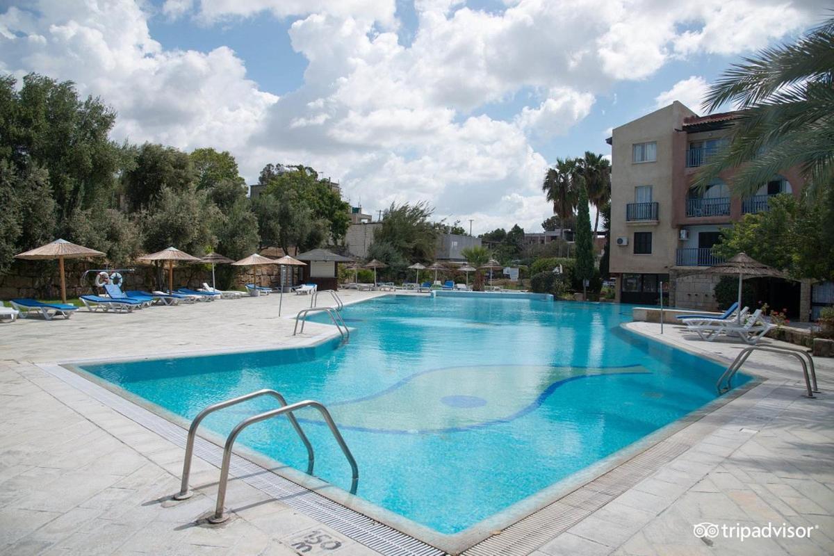 Mike's Basilica Apartment Paphos