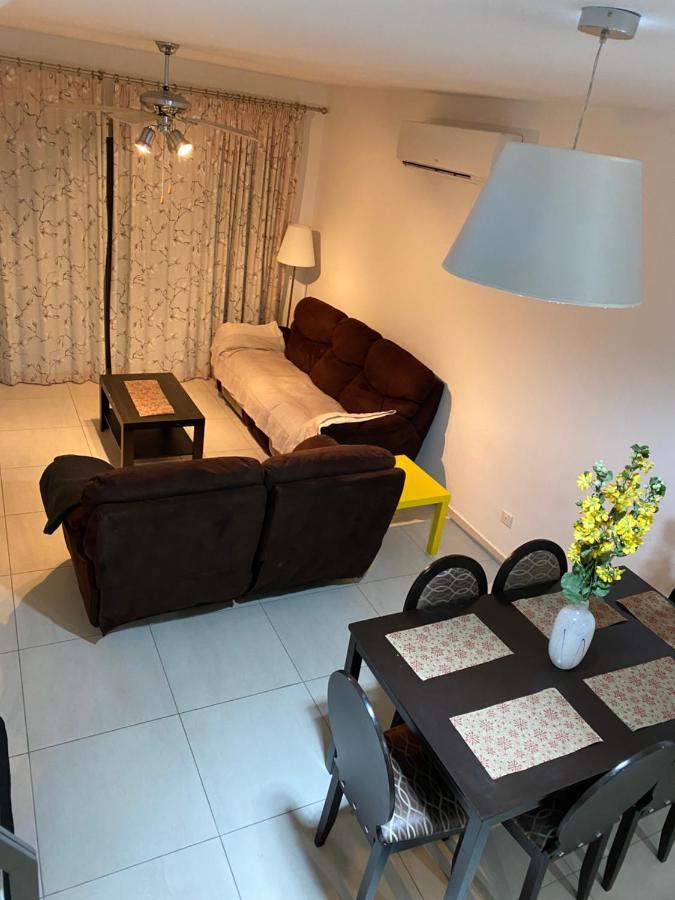 Luxury Seafront Townhouse *