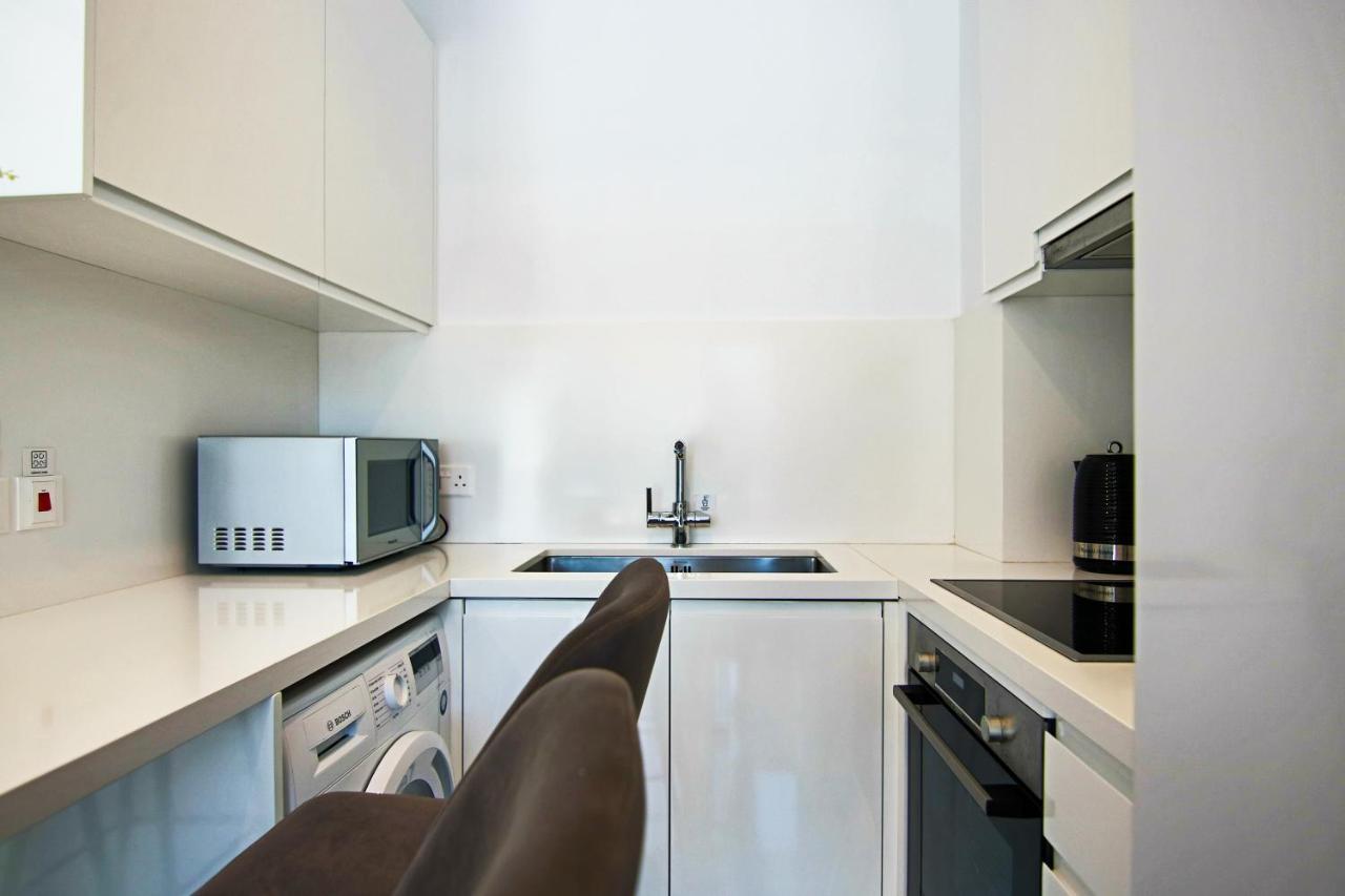 Phaedrus Living - Seaside Executive Flat Harbour 207 *