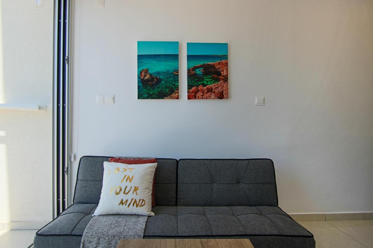 Phaedrus Living - Seaside Luxury Flat Harbour 104 *