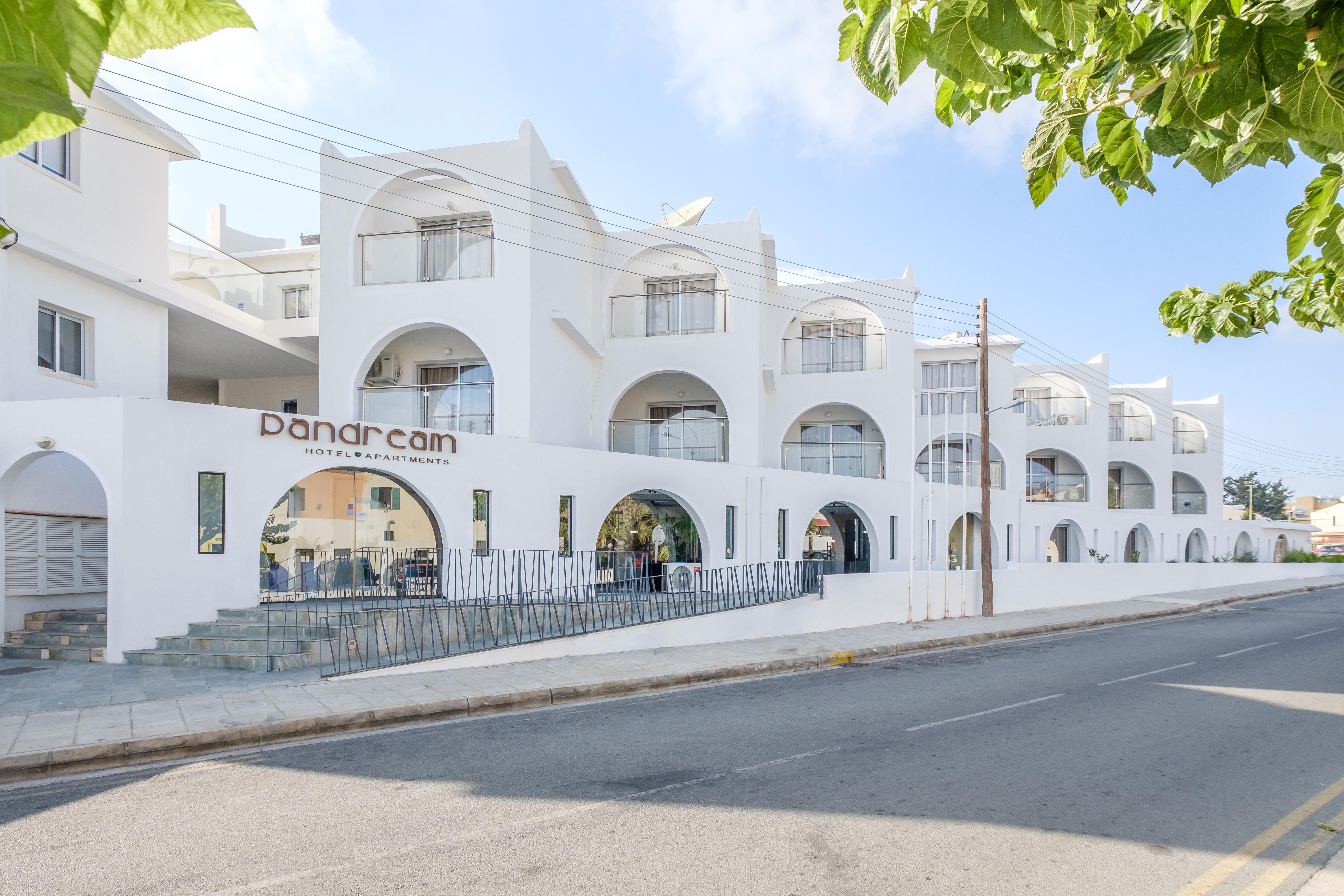 Pandream Aparthotel 3*