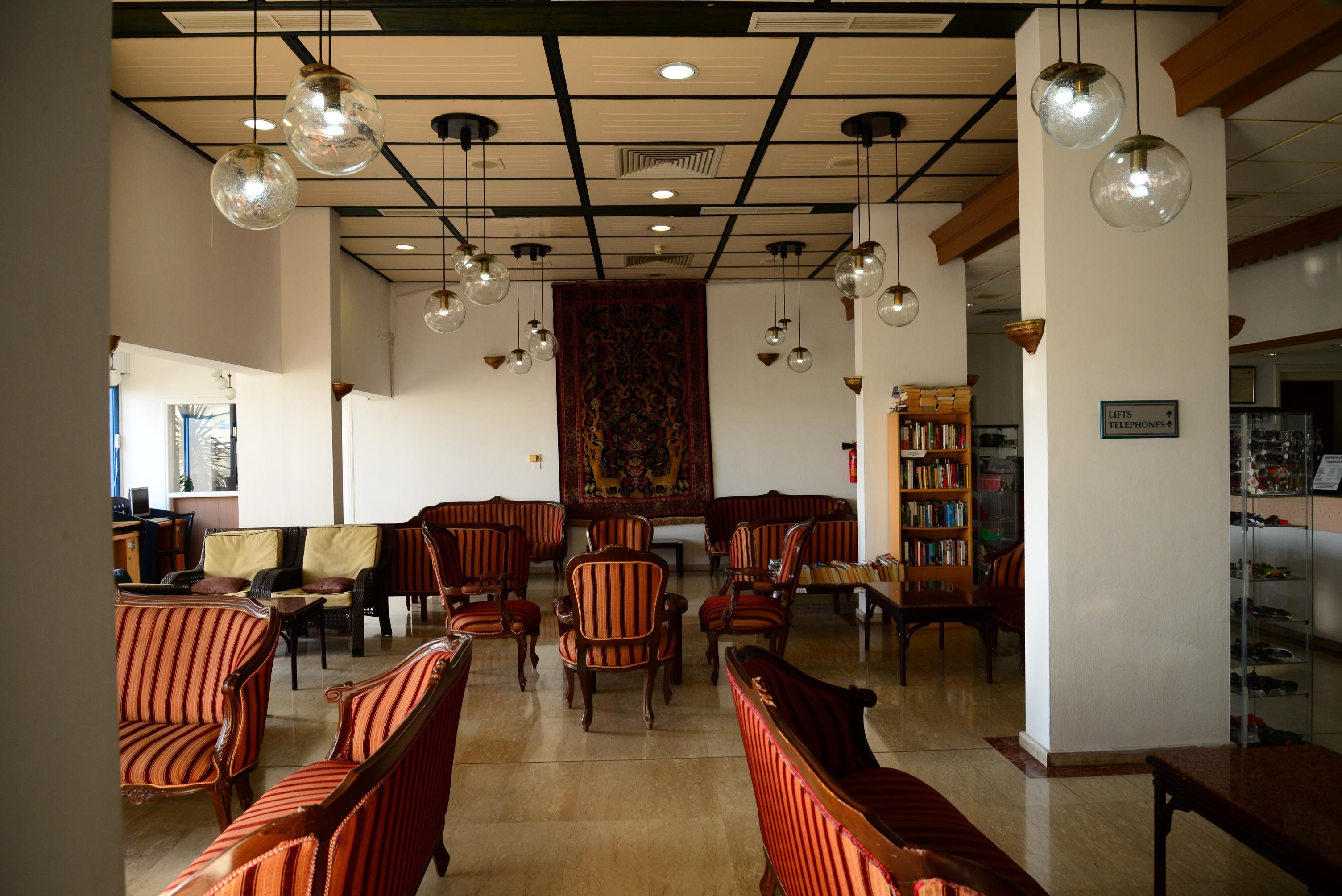 Hotel Paphiessa & 3*