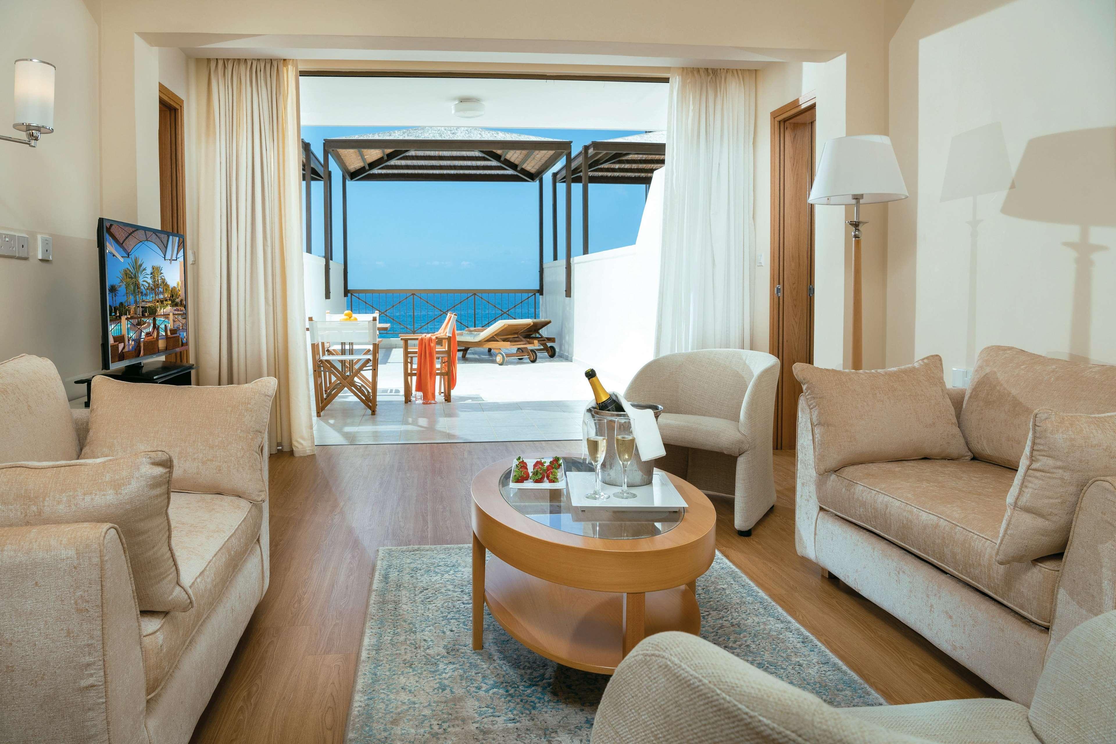 Hotel Constantinou Bros Athena 4*