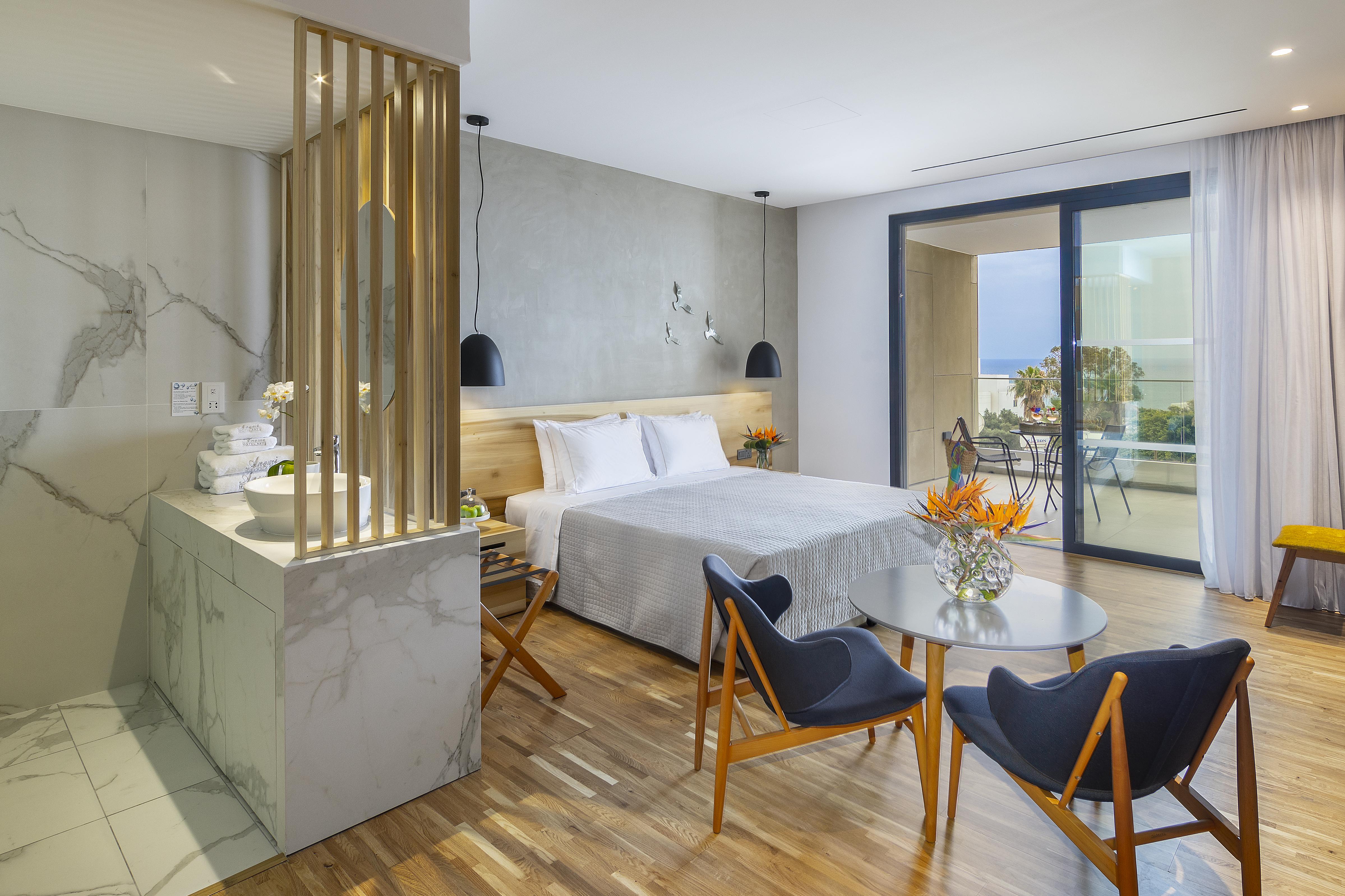 Anemi & Hotel 4*