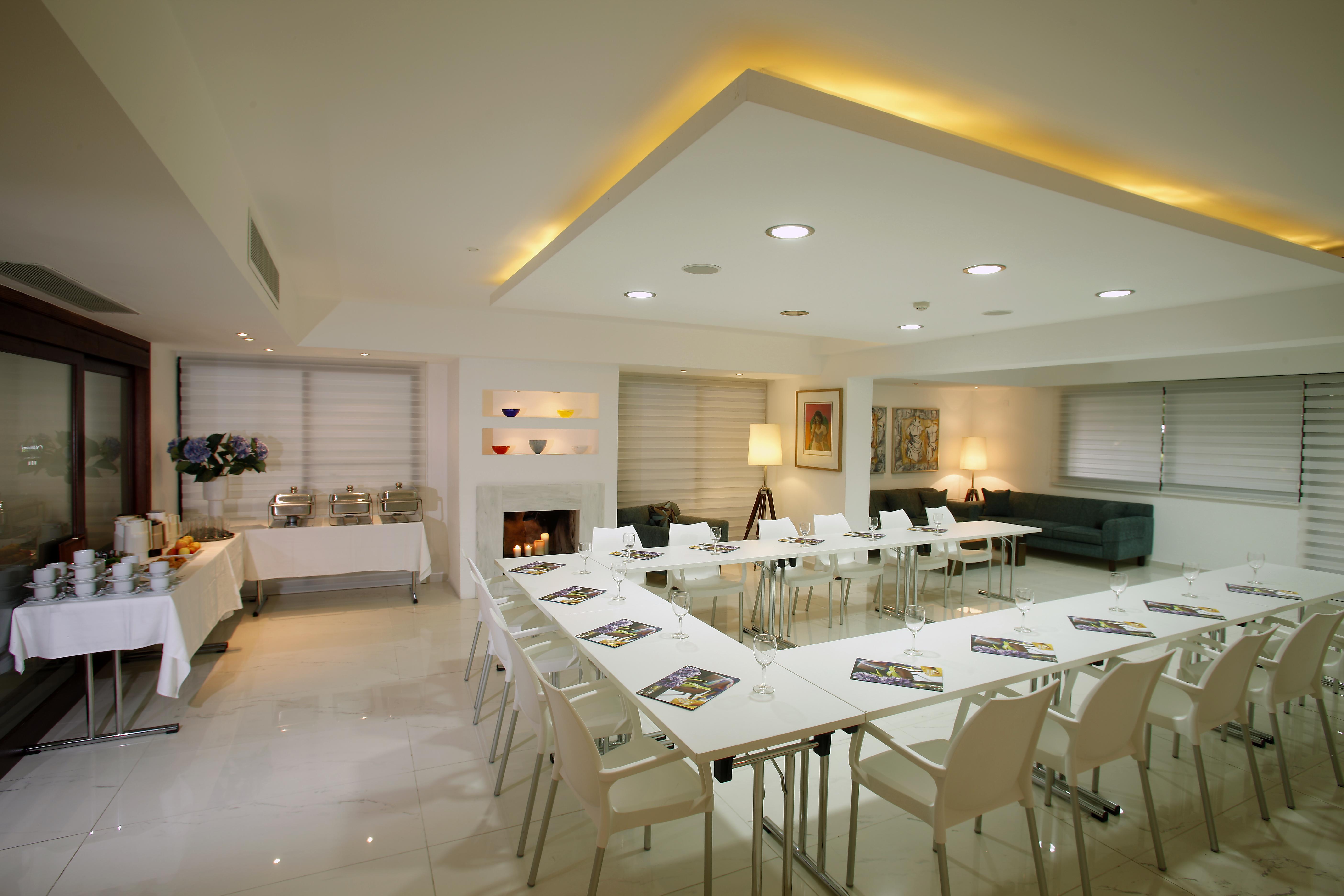 Anemi & Hotel 4*