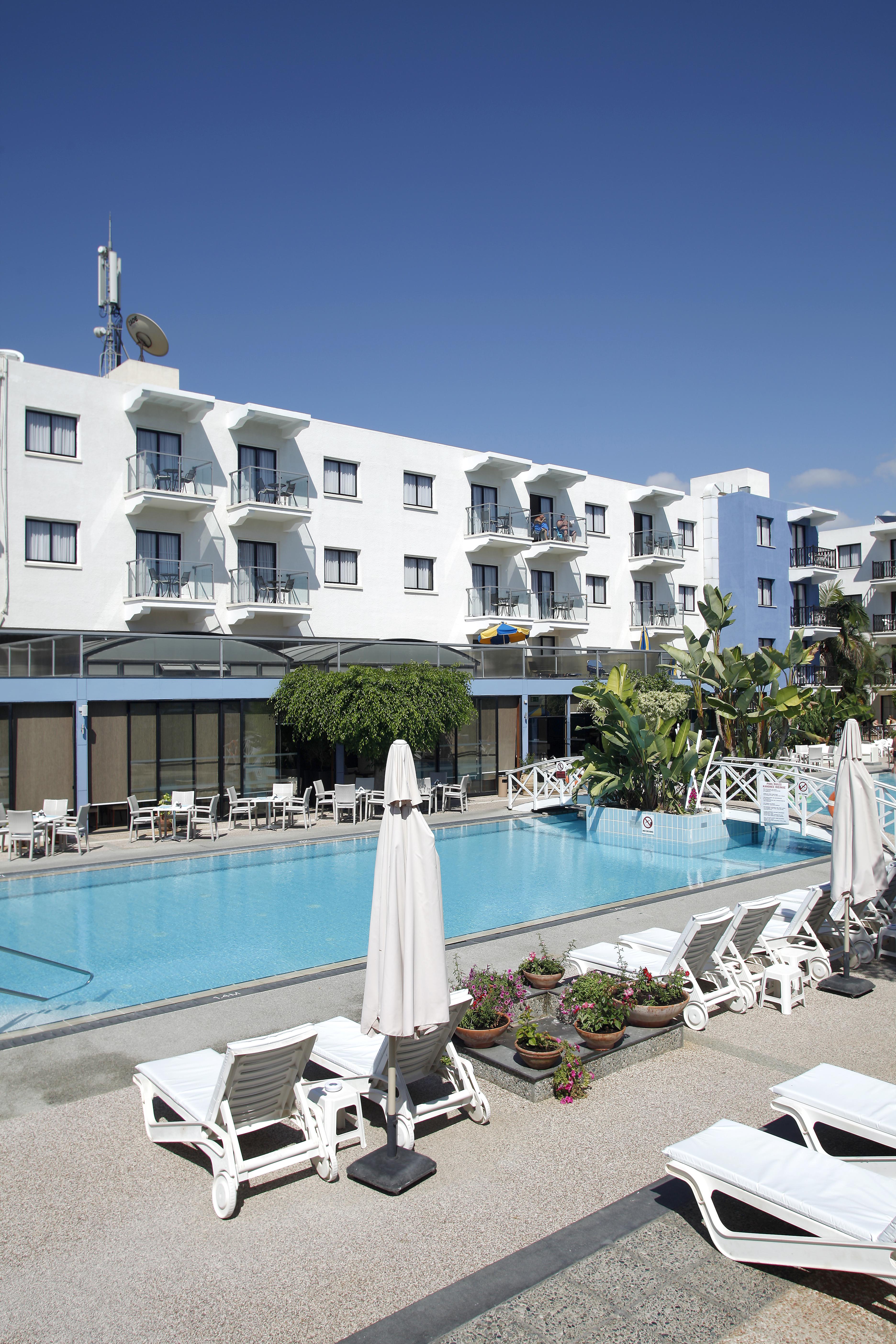Anemi & 4* Paphos