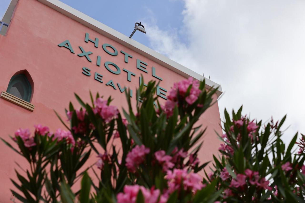 Axiothea Hotel