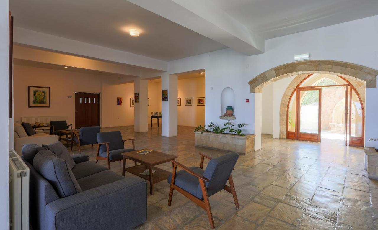 Axiothea Hotel Paphos