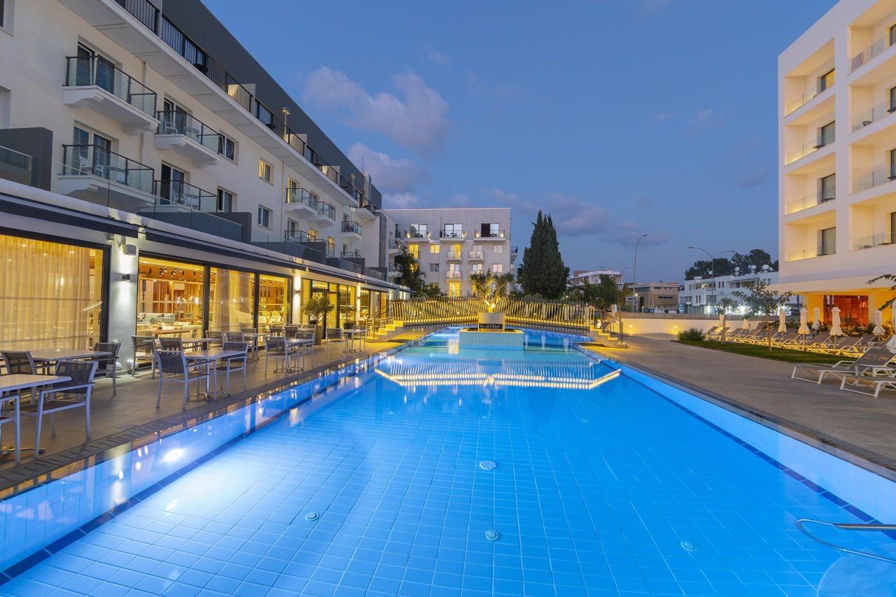 Anemi & Hotel
