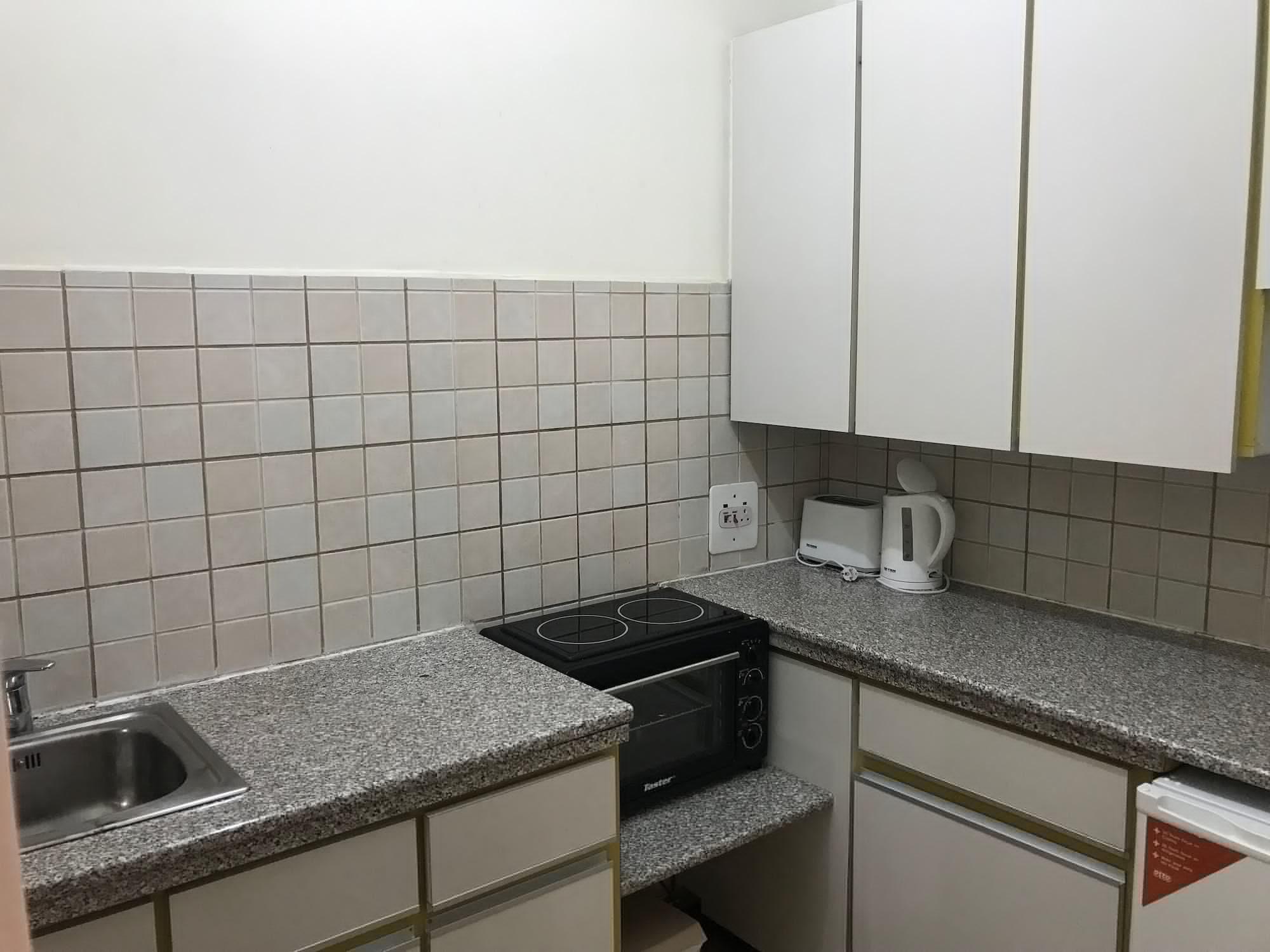 Daphne Aparthotel 3*