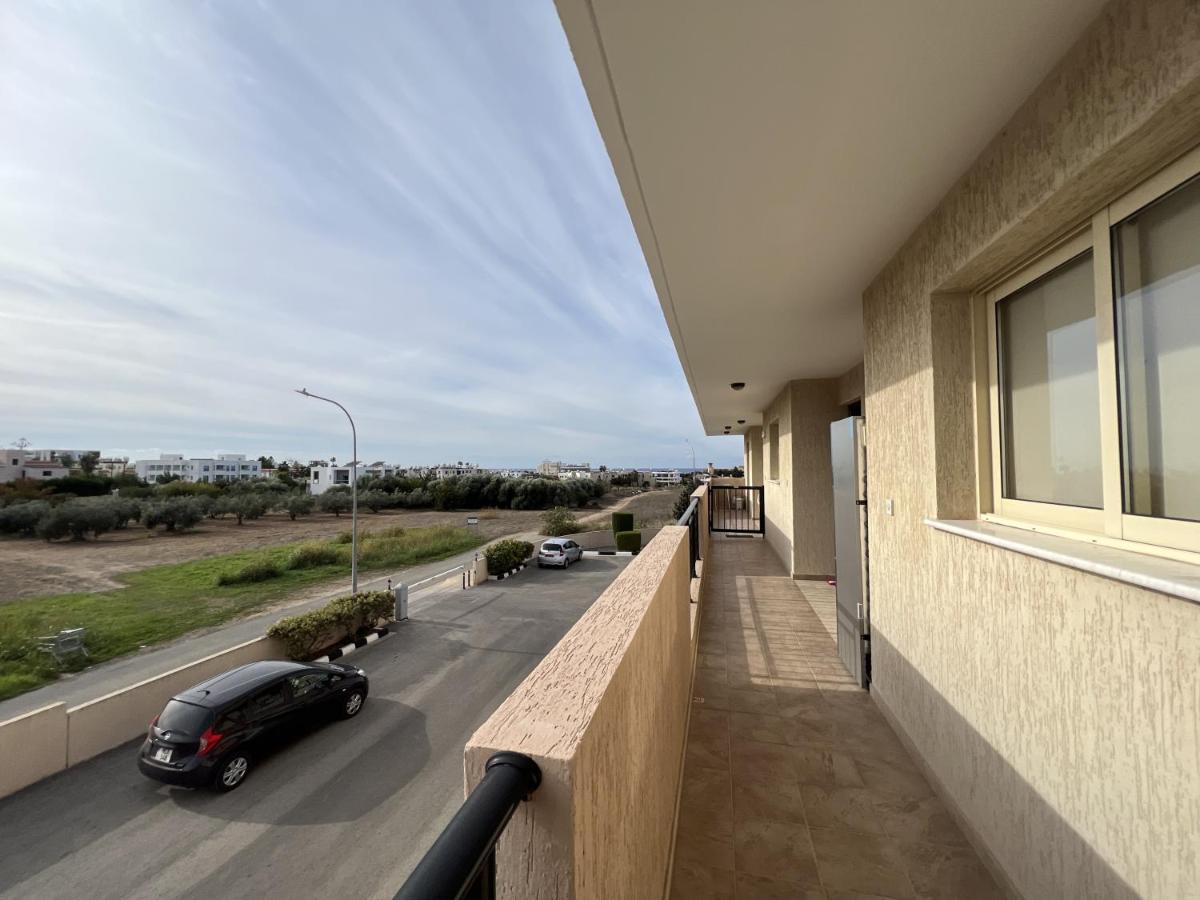 Apartment Royal-seacrest Paphos-center Vip *