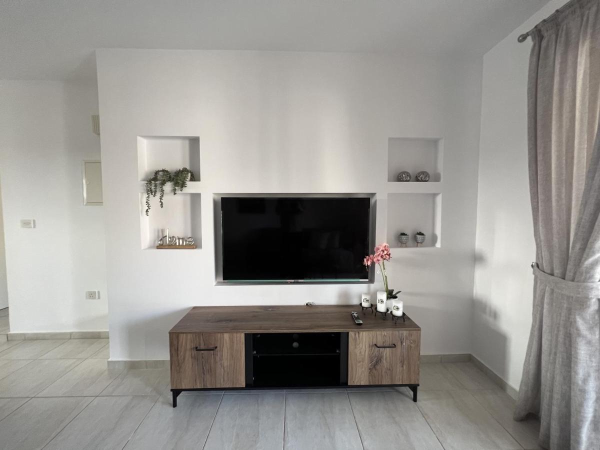 Royal-seacrest Paphos-center Vip Apartment Paphos