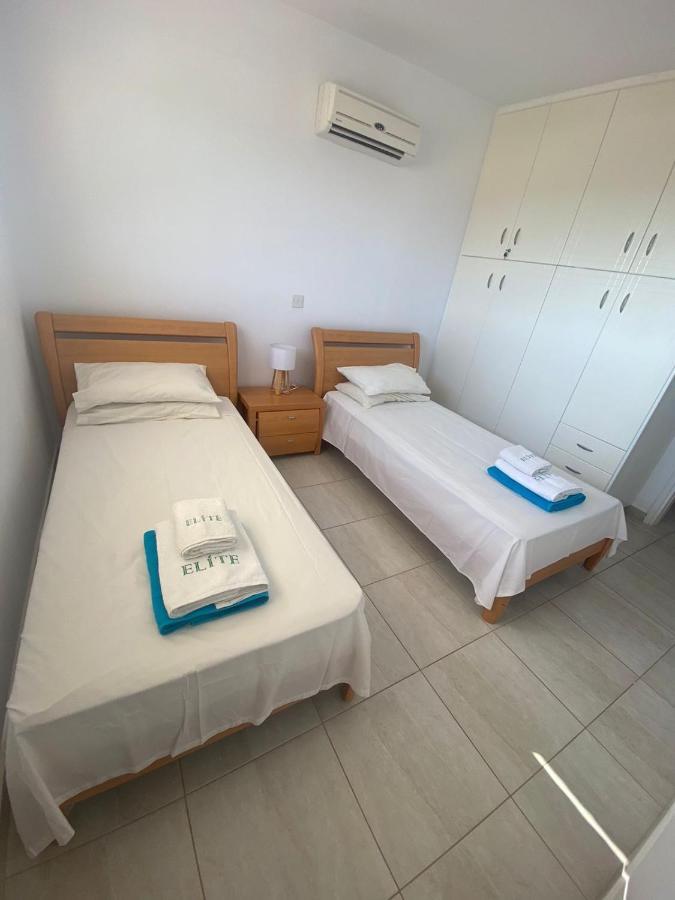 Apartment Royal-seacrest Paphos-center Vip *