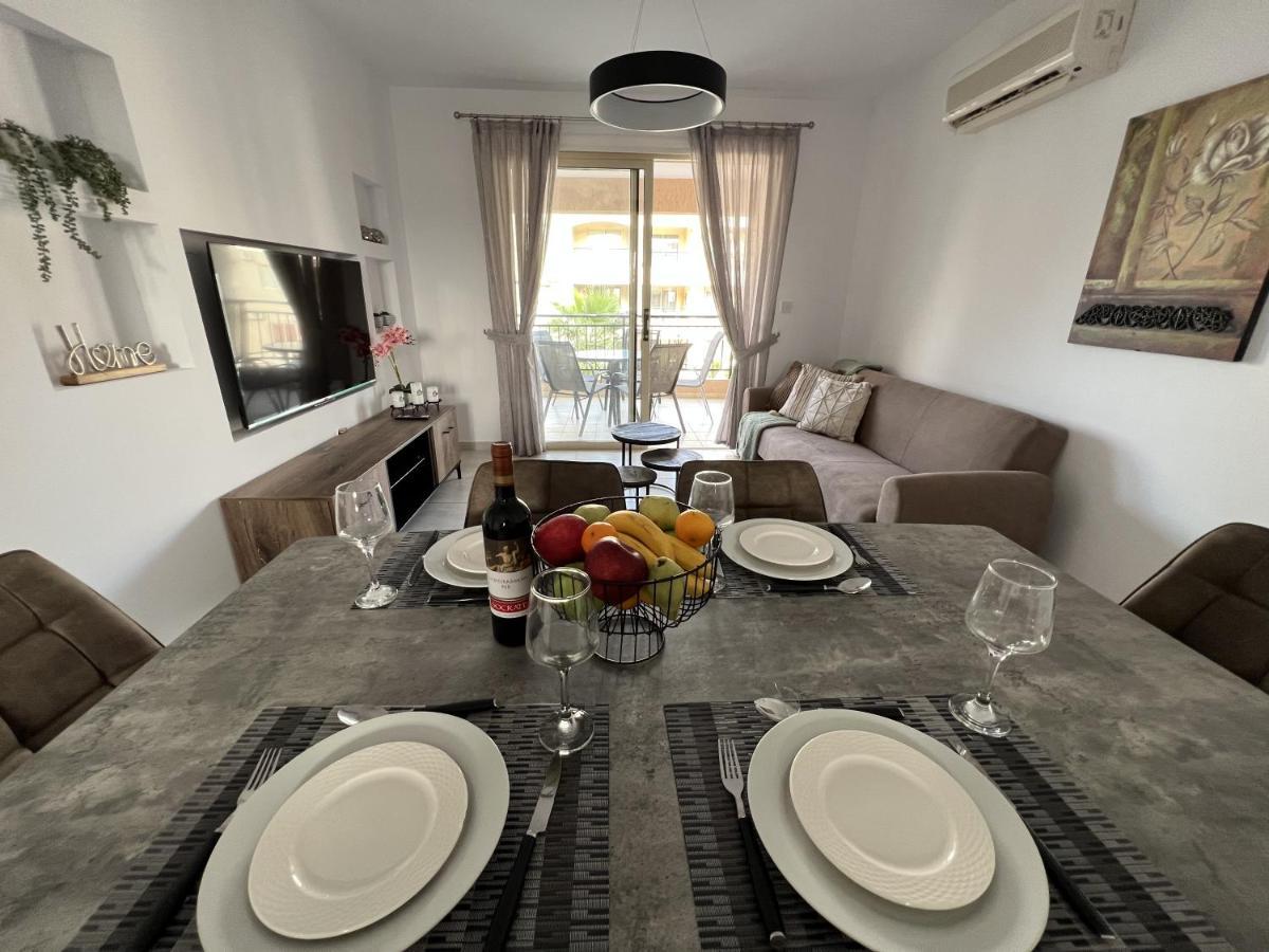 Royal-seacrest Paphos-center Vip Apartment Paphos