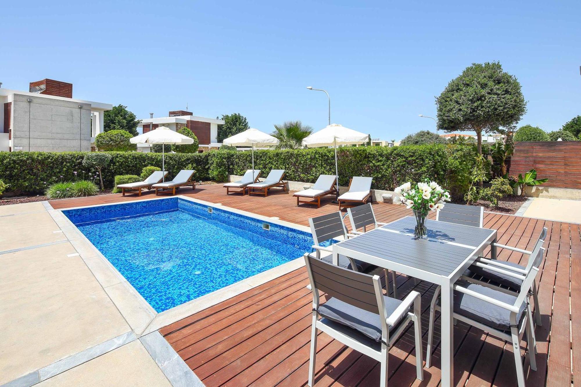 Periwinkle Villa