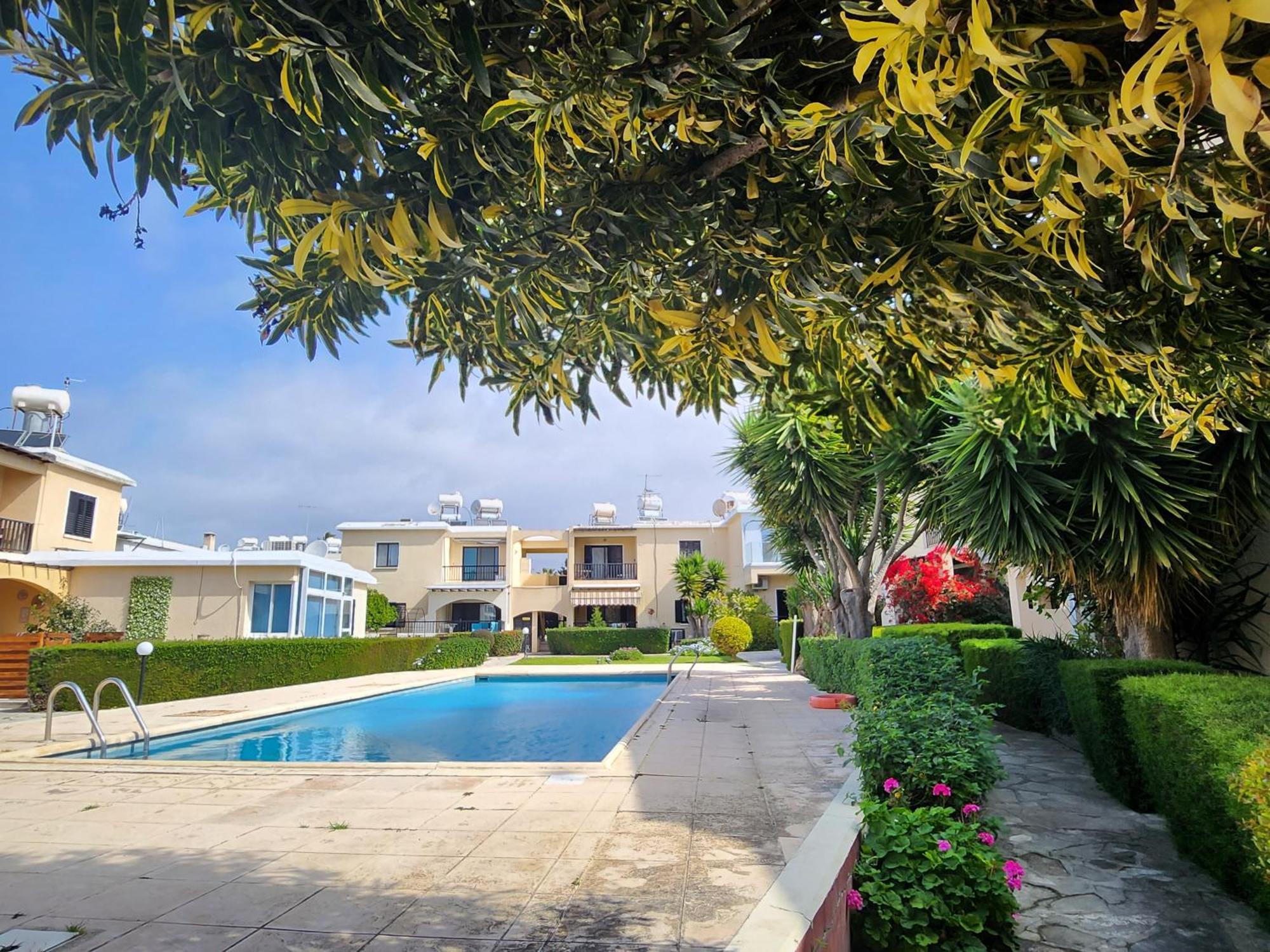 Apartment Seaside Private Garden Terrace Bbq And Pool Paphos
