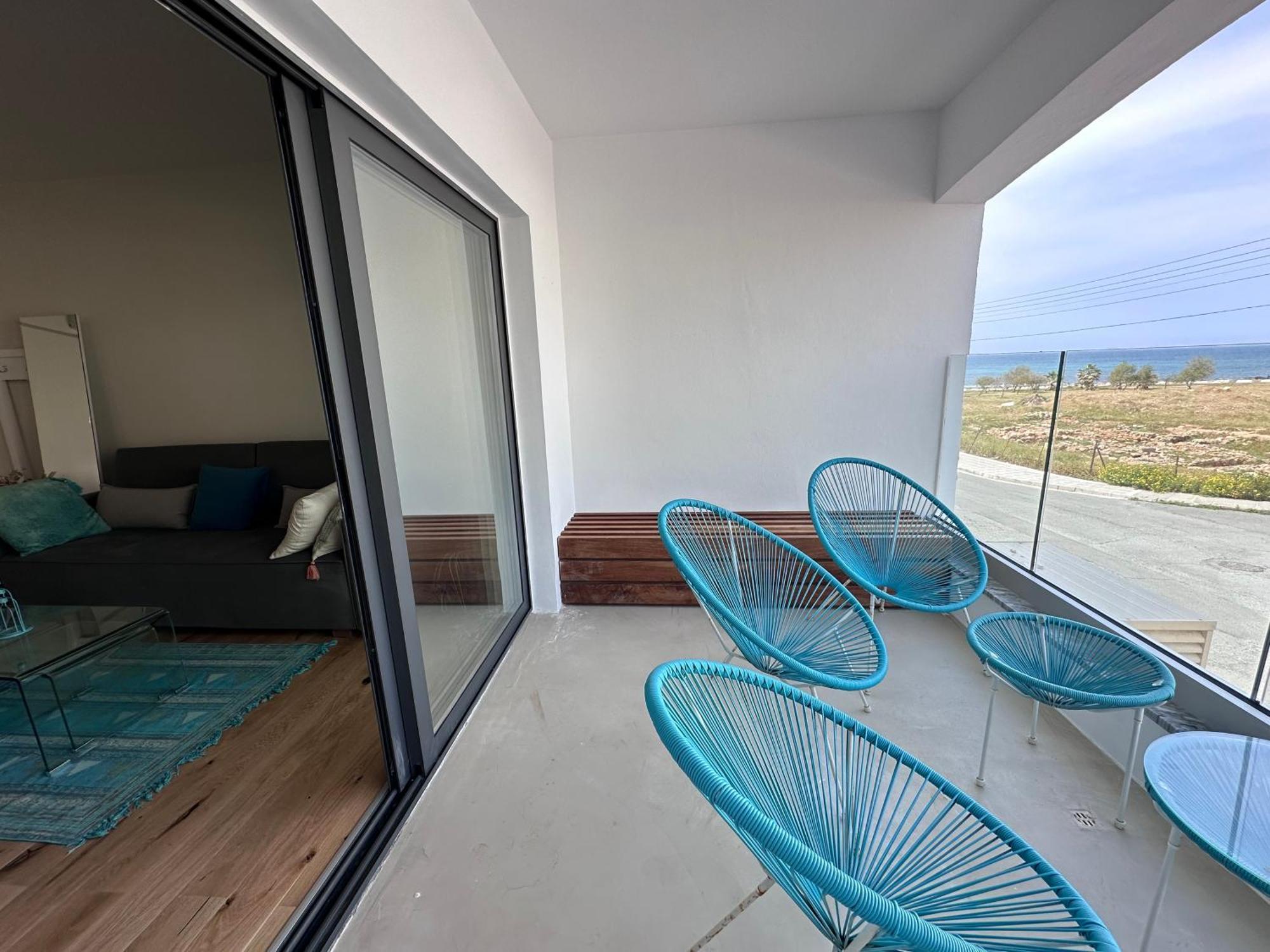 Lighthouse By The Sea Apartamento Paphos