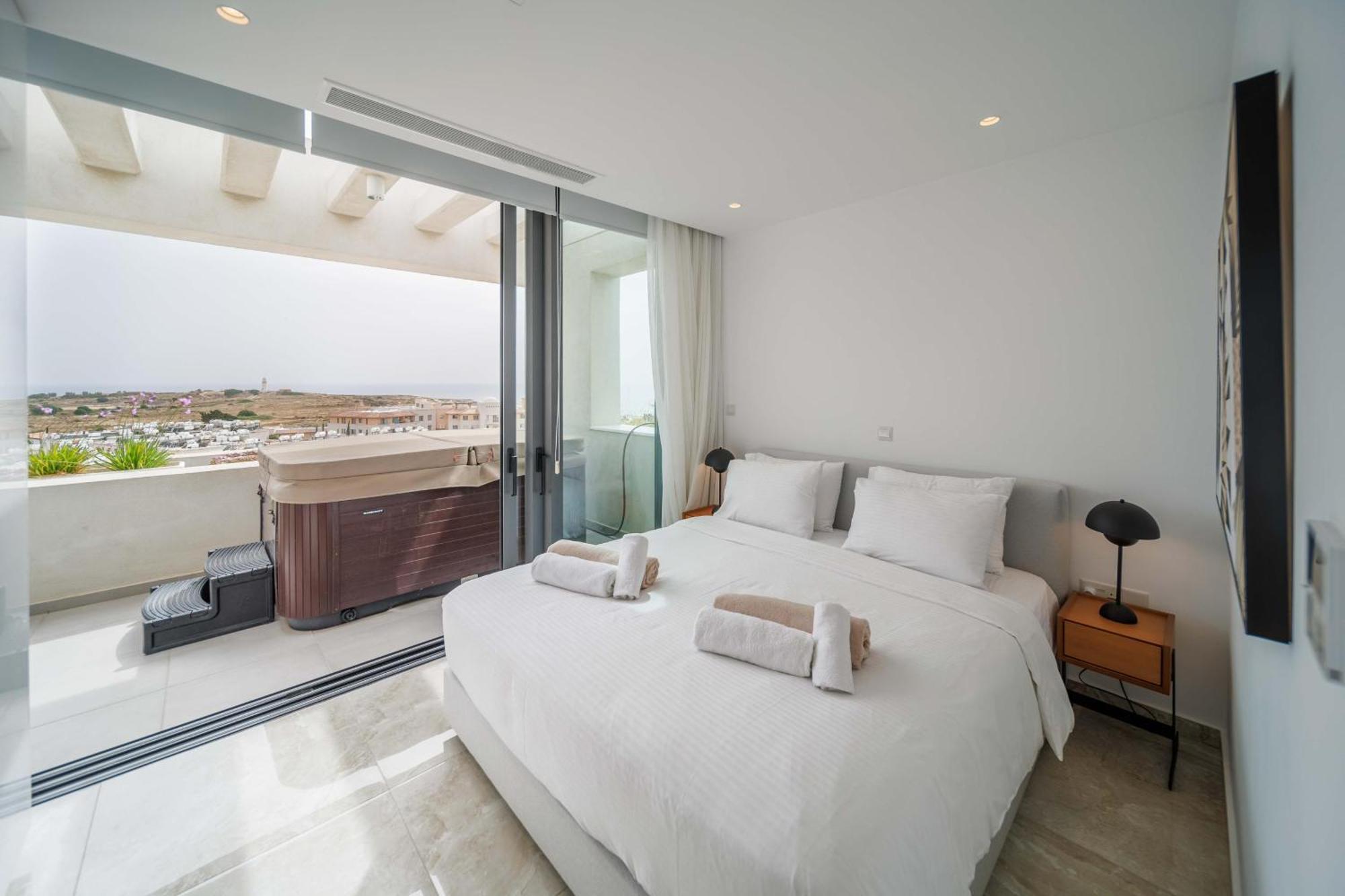 Downtown Park Aparthotel Paphos