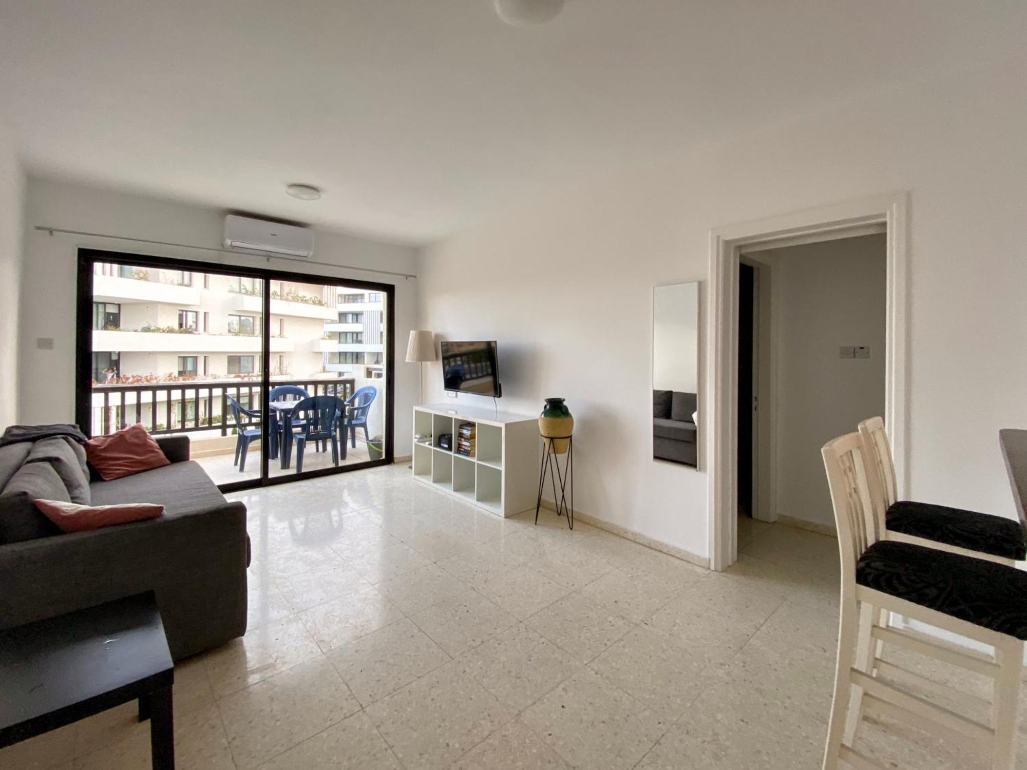 1st Class Location With Sea&pool View Apartment Paphos