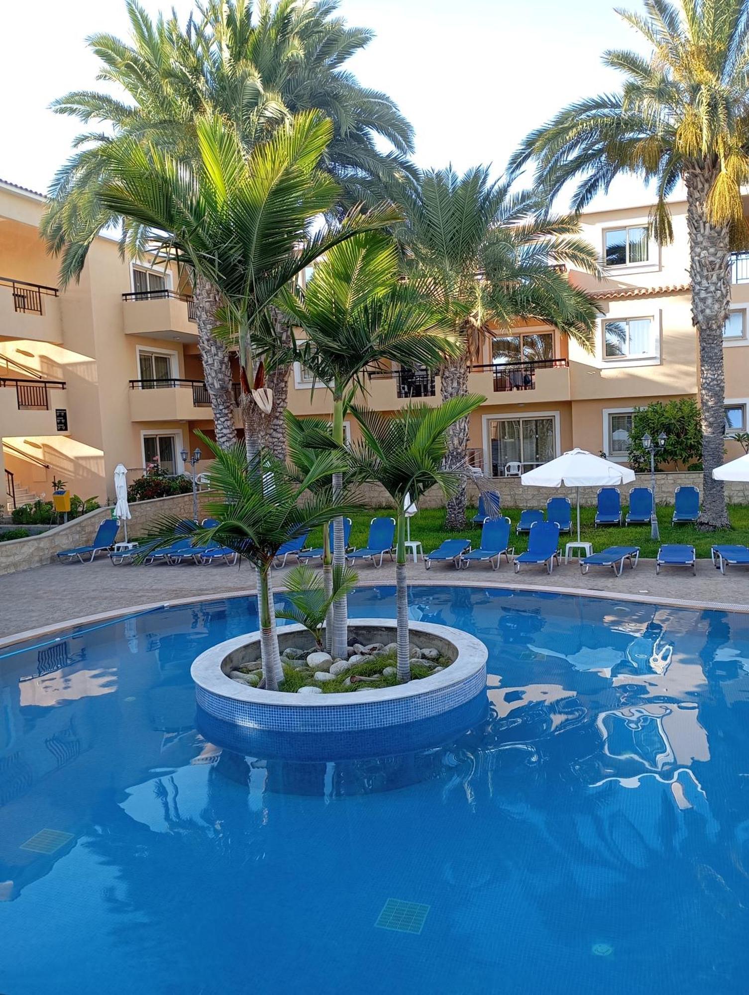 Aparthotel Pagona 3*
