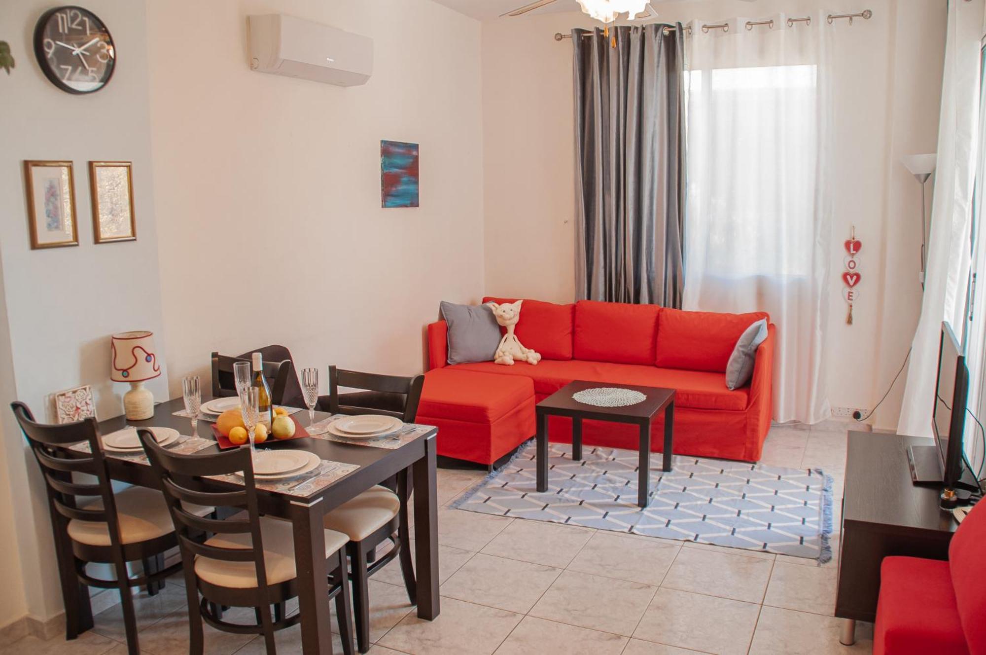 Cozy 1 Bedroom In Walking Distance To The Municipal Apartment Paphos