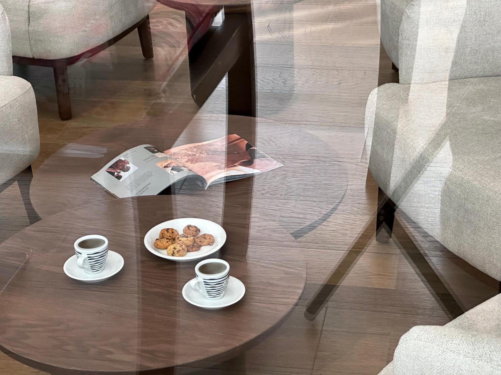 King Jason - Designed For Adults By Louis Hotel 4*