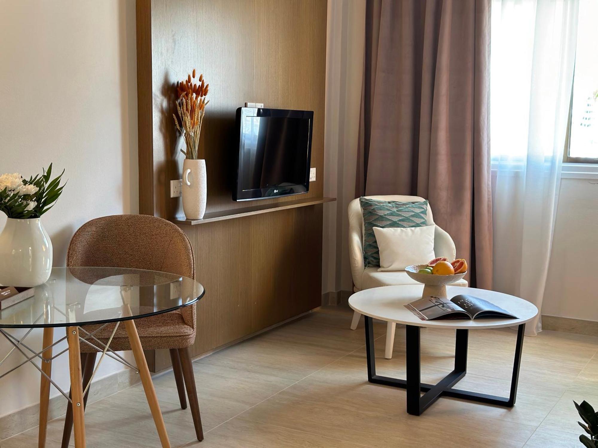 Hotel King Jason - Designed For Adults By Louis Paphos