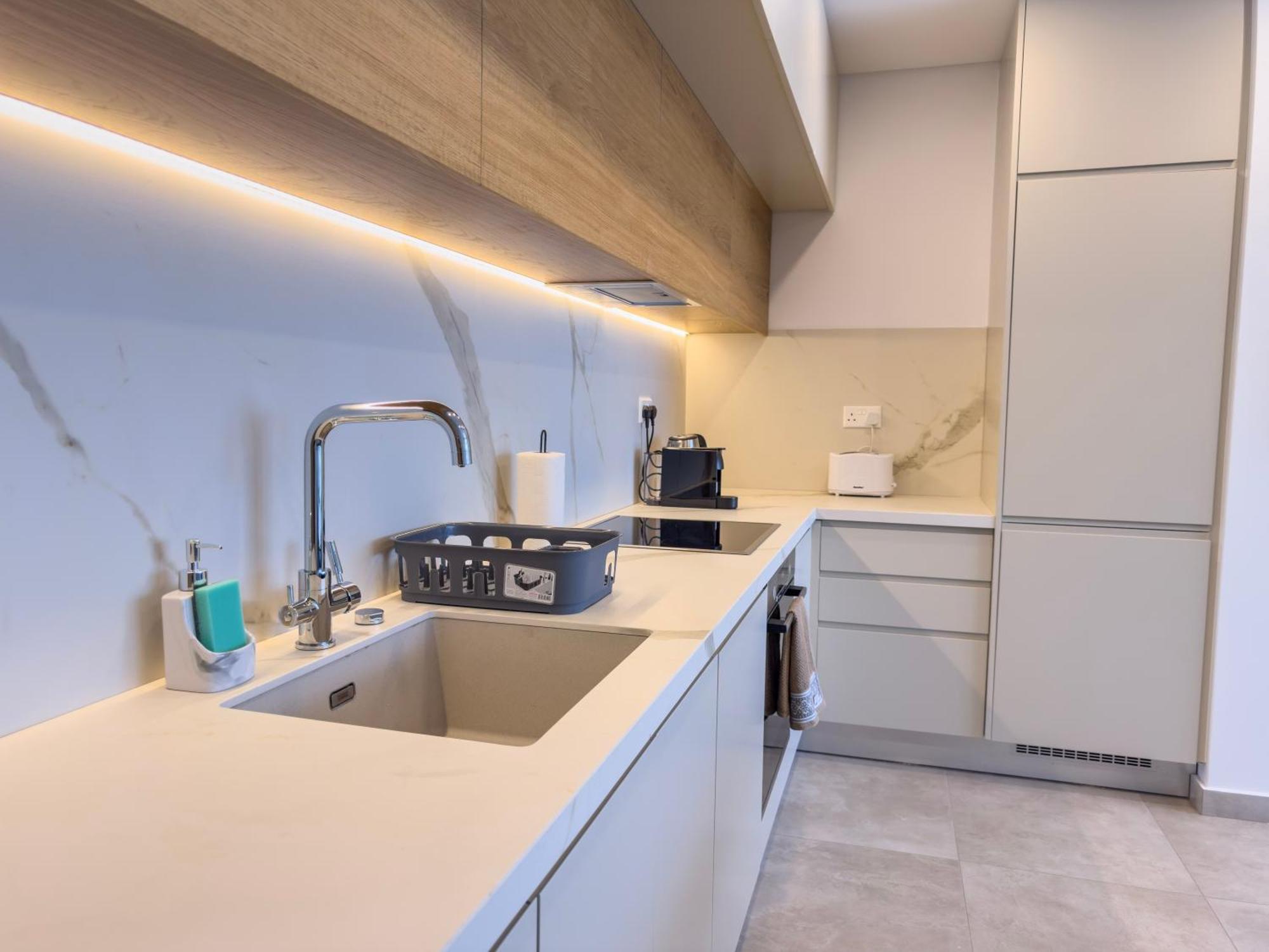 Malberry Park 204 - Modern 2 Bedroom With Pool, Gym, Jaccuzi Apartamento